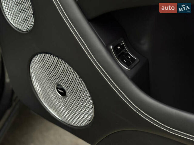 Сірий Бентлі Бентайга, об'ємом двигуна 4 л та пробігом 170 тис. км за 159900 $, фото 47 на Automoto.ua