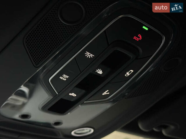 Сірий Бентлі Бентайга, об'ємом двигуна 4 л та пробігом 170 тис. км за 159900 $, фото 37 на Automoto.ua