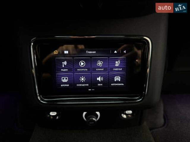 Сірий Бентлі Бентайга, об'ємом двигуна 4 л та пробігом 170 тис. км за 159900 $, фото 63 на Automoto.ua