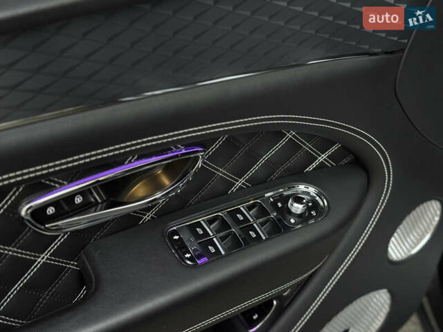 Сірий Бентлі Бентайга, об'ємом двигуна 4 л та пробігом 170 тис. км за 159900 $, фото 45 на Automoto.ua