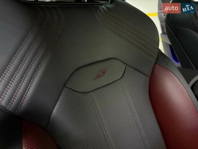 Серый Бентли Бентайга, объемом двигателя 4 л и пробегом 25 тыс. км за 197500 $, фото 138 на Automoto.ua