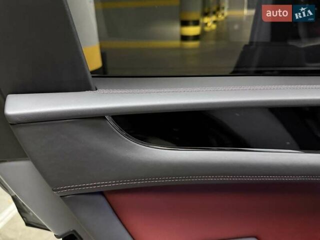 Серый Бентли Бентайга, объемом двигателя 4 л и пробегом 25 тыс. км за 197500 $, фото 69 на Automoto.ua