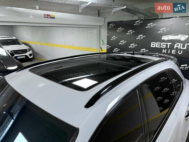 Серый Бентли Бентайга, объемом двигателя 4 л и пробегом 25 тыс. км за 197500 $, фото 32 на Automoto.ua