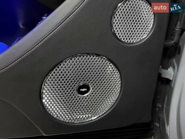 Серый Бентли Бентайга, объемом двигателя 4 л и пробегом 25 тыс. км за 197500 $, фото 44 на Automoto.ua