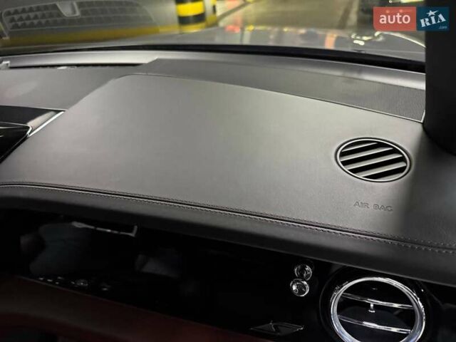 Серый Бентли Бентайга, объемом двигателя 4 л и пробегом 25 тыс. км за 197500 $, фото 140 на Automoto.ua