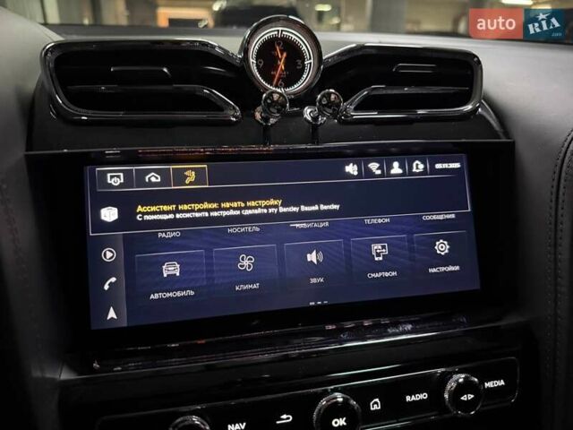 Серый Бентли Бентайга, объемом двигателя 4 л и пробегом 25 тыс. км за 197500 $, фото 119 на Automoto.ua