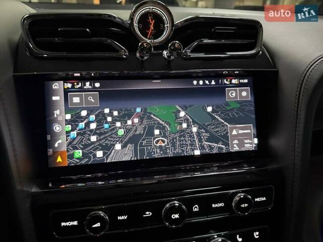 Серый Бентли Бентайга, объемом двигателя 4 л и пробегом 25 тыс. км за 197500 $, фото 116 на Automoto.ua