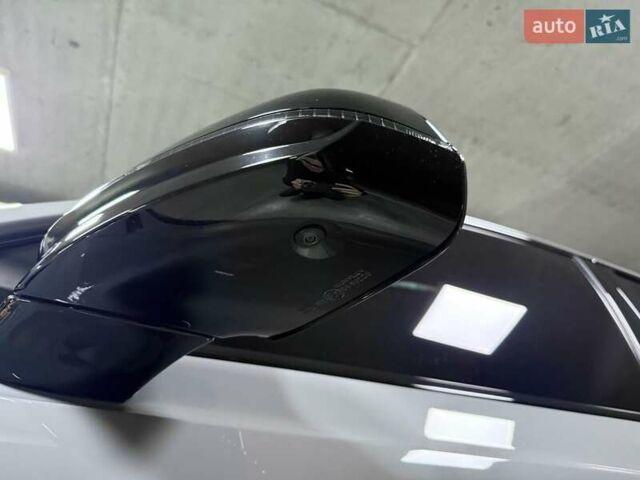 Серый Бентли Бентайга, объемом двигателя 4 л и пробегом 25 тыс. км за 197500 $, фото 29 на Automoto.ua