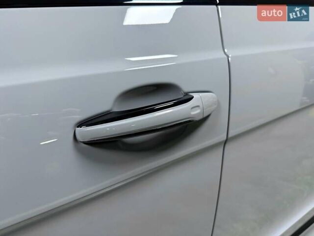 Серый Бентли Бентайга, объемом двигателя 4 л и пробегом 25 тыс. км за 197500 $, фото 31 на Automoto.ua