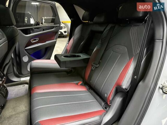 Серый Бентли Бентайга, объемом двигателя 4 л и пробегом 25 тыс. км за 197500 $, фото 79 на Automoto.ua