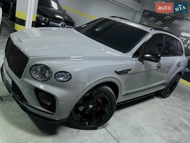 Серый Бентли Бентайга, объемом двигателя 4 л и пробегом 25 тыс. км за 197500 $, фото 155 на Automoto.ua