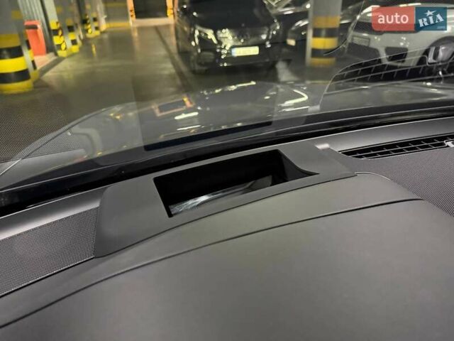 Серый Бентли Бентайга, объемом двигателя 4 л и пробегом 25 тыс. км за 197500 $, фото 51 на Automoto.ua