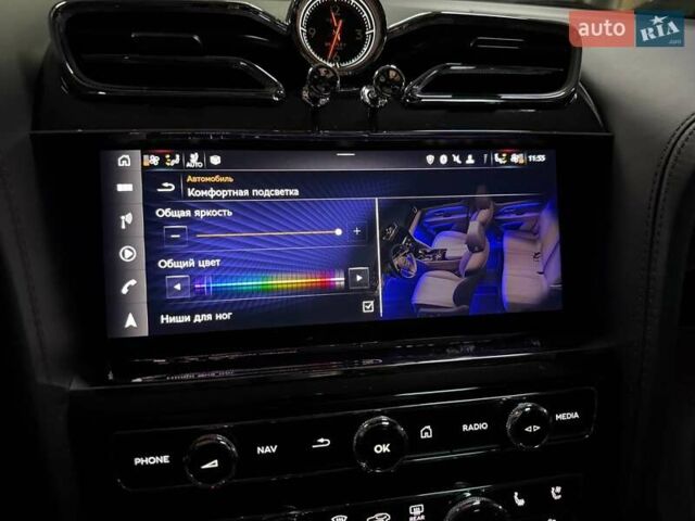 Серый Бентли Бентайга, объемом двигателя 4 л и пробегом 25 тыс. км за 197500 $, фото 120 на Automoto.ua