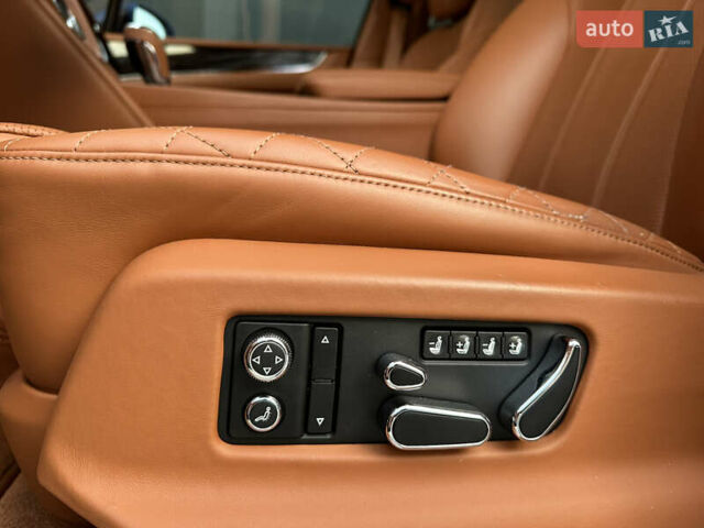 Бентли Бентайга 2016 в Киеве на Automoto.ua Синий Бентли Бентайга, объемом двигателя 6 л и пробегом 131 тыс. км за 85000 $, фото 37 на Automoto.ua