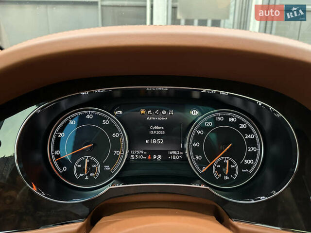 Бентли Бентайга 2016 в Киеве на Automoto.ua Синий Бентли Бентайга, объемом двигателя 6 л и пробегом 131 тыс. км за 85000 $, фото 59 на Automoto.ua