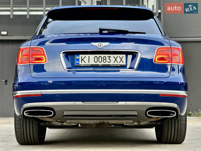 Бентли Бентайга 2016 в Киеве на Automoto.ua Синий Бентли Бентайга, объемом двигателя 6 л и пробегом 131 тыс. км за 85000 $, фото 25 на Automoto.ua