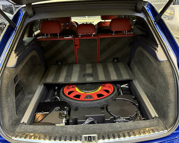 Синий Бентли Бентайга, объемом двигателя 3.96 л и пробегом 110 тыс. км за 140000 $, фото 13 на Automoto.ua