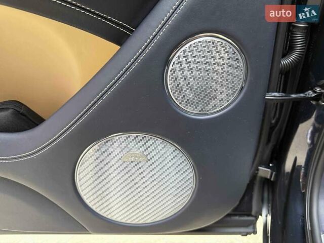 Синий Бентли Бентайга, объемом двигателя 6 л и пробегом 66 тыс. км за 129900 $, фото 41 на Automoto.ua