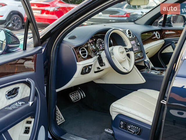 Синій Бентлі Бентайга, об'ємом двигуна 4 л та пробігом 62 тис. км за 87700 $, фото 20 на Automoto.ua