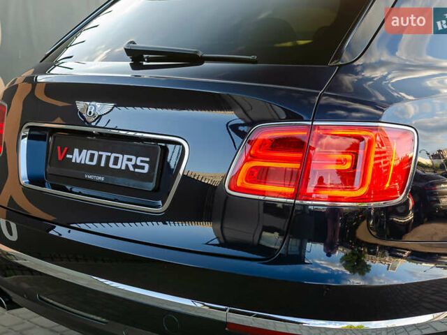 Синій Бентлі Бентайга, об'ємом двигуна 4 л та пробігом 62 тис. км за 87700 $, фото 14 на Automoto.ua