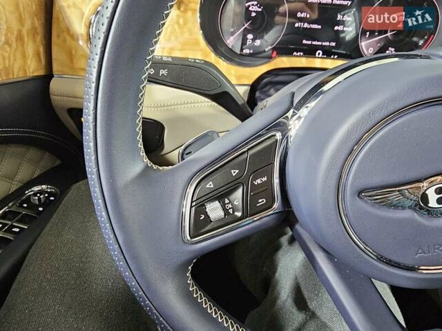 Синій Бентлі Бентайга, об'ємом двигуна 4 л та пробігом 8 тис. км за 209999 $, фото 33 на Automoto.ua