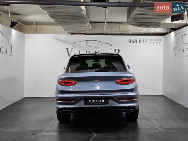 Синій Бентлі Бентайга, об'ємом двигуна 4 л та пробігом 8 тис. км за 209999 $, фото 8 на Automoto.ua