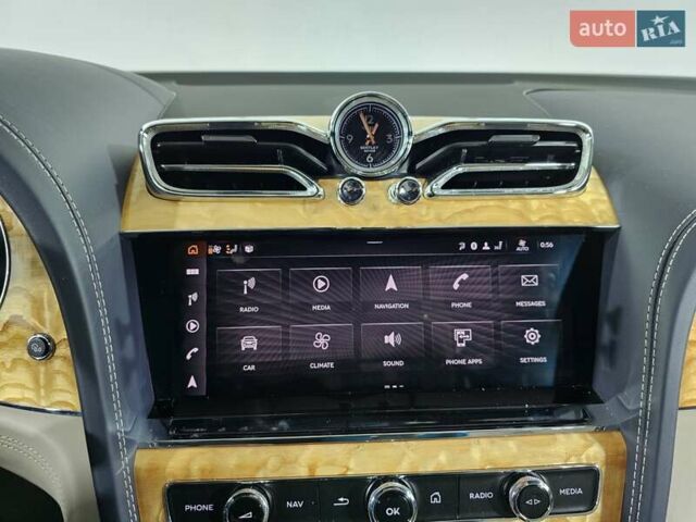 Синій Бентлі Бентайга, об'ємом двигуна 4 л та пробігом 8 тис. км за 209999 $, фото 27 на Automoto.ua