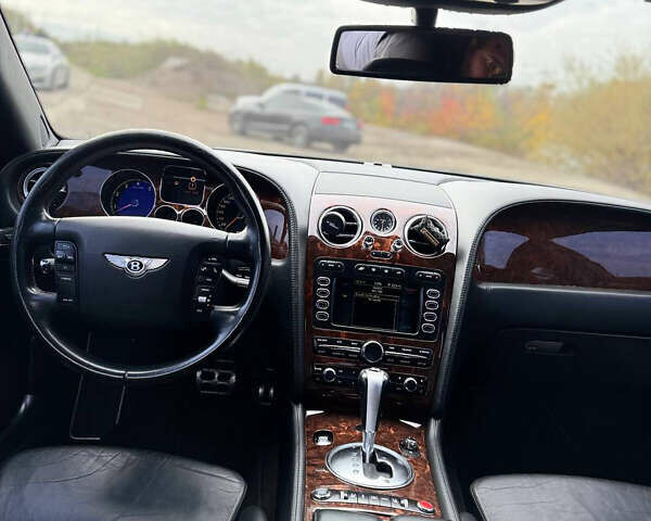 Чорний Бентлі Continental Flying Spur, об'ємом двигуна 6 л та пробігом 126 тис. км за 15800 $, фото 8 на Automoto.ua