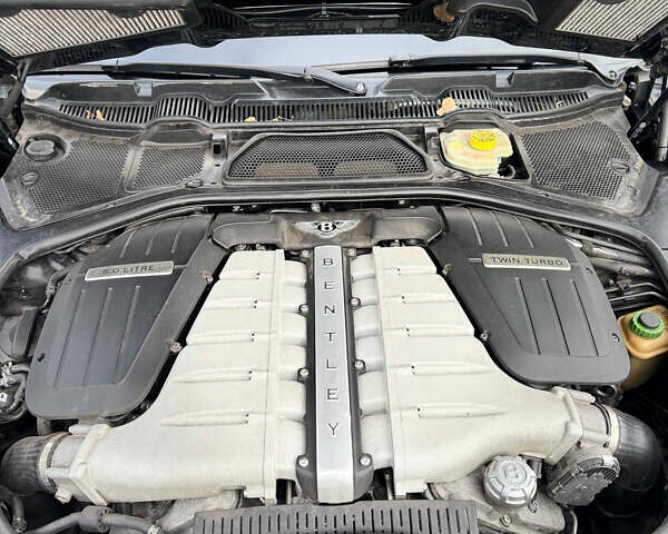 Чорний Бентлі Continental Flying Spur, об'ємом двигуна 6 л та пробігом 126 тис. км за 15800 $, фото 10 на Automoto.ua