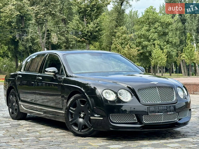 Черный Бентли Континенталь флаинг спур, объемом двигателя 6 л и пробегом 100 тыс. км за 39999 $, фото 45 на Automoto.ua