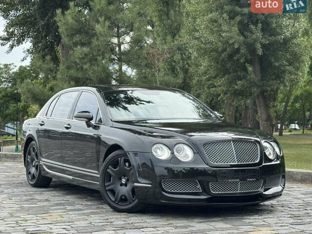 Черный Бентли Континенталь флаинг спур, объемом двигателя 6 л и пробегом 100 тыс. км за 39999 $, фото 152 на Automoto.ua