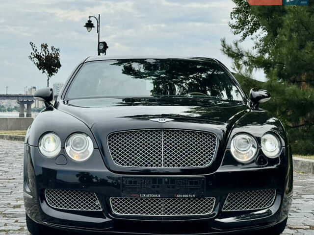 Черный Бентли Континенталь флаинг спур, объемом двигателя 6 л и пробегом 100 тыс. км за 39999 $, фото 199 на Automoto.ua