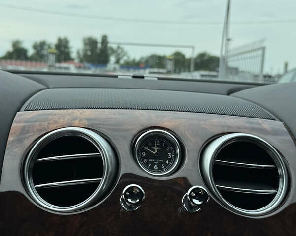 Черный Бентли Континенталь флаинг спур, объемом двигателя 6 л и пробегом 100 тыс. км за 39999 $, фото 229 на Automoto.ua