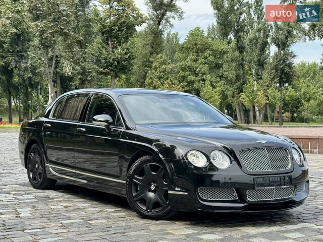 Черный Бентли Континенталь флаинг спур, объемом двигателя 6 л и пробегом 100 тыс. км за 39999 $, фото 3 на Automoto.ua