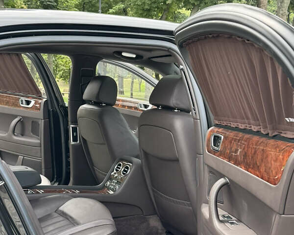 Черный Бентли Континенталь флаинг спур, объемом двигателя 6 л и пробегом 100 тыс. км за 39999 $, фото 39 на Automoto.ua