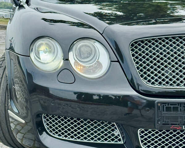 Черный Бентли Континенталь флаинг спур, объемом двигателя 6 л и пробегом 100 тыс. км за 39999 $, фото 180 на Automoto.ua