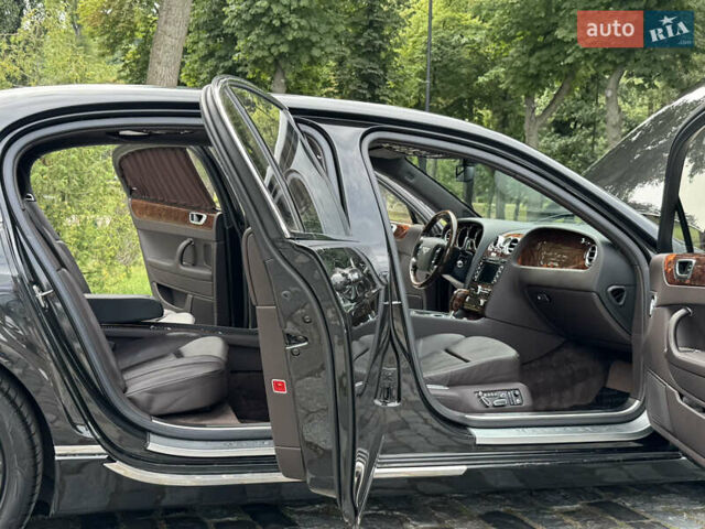 Черный Бентли Континенталь флаинг спур, объемом двигателя 6 л и пробегом 100 тыс. км за 39999 $, фото 40 на Automoto.ua