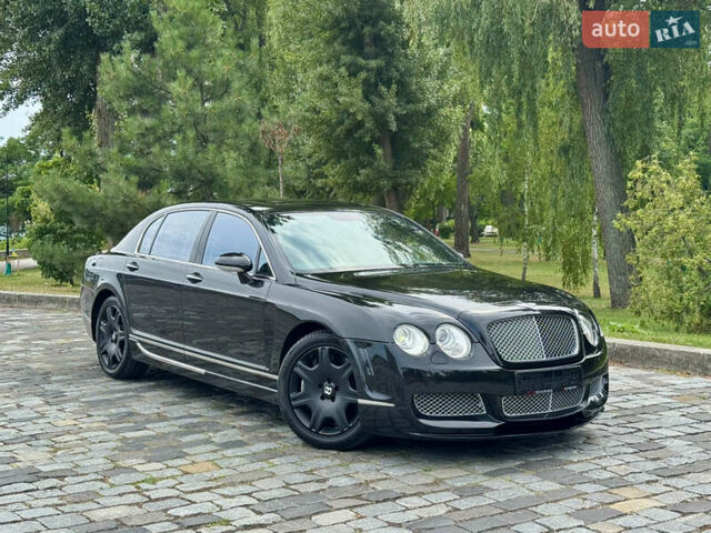 Черный Бентли Континенталь флаинг спур, объемом двигателя 6 л и пробегом 100 тыс. км за 39999 $, фото 154 на Automoto.ua