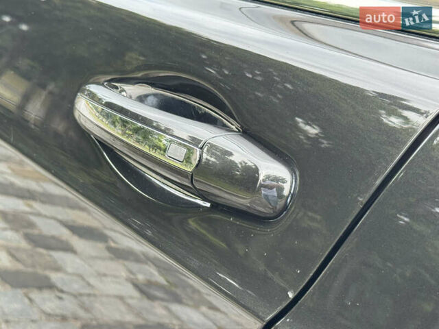 Черный Бентли Континенталь флаинг спур, объемом двигателя 6 л и пробегом 100 тыс. км за 39999 $, фото 163 на Automoto.ua