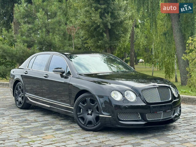 Черный Бентли Континенталь флаинг спур, объемом двигателя 6 л и пробегом 100 тыс. км за 39999 $, фото 156 на Automoto.ua