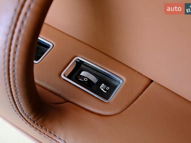 Чорний Бентлі Continental Flying Spur, об'ємом двигуна 6 л та пробігом 140 тис. км за 20900 $, фото 50 на Automoto.ua