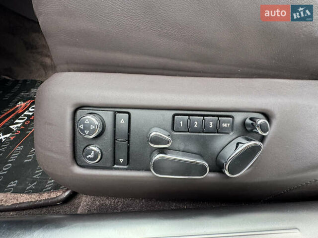 Черный Бентли Континенталь флаинг спур, объемом двигателя 6 л и пробегом 100 тыс. км за 39999 $, фото 31 на Automoto.ua