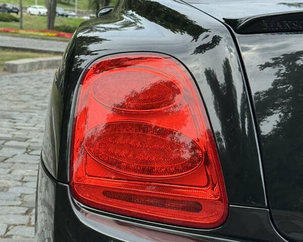 Черный Бентли Континенталь флаинг спур, объемом двигателя 6 л и пробегом 100 тыс. км за 39999 $, фото 168 на Automoto.ua