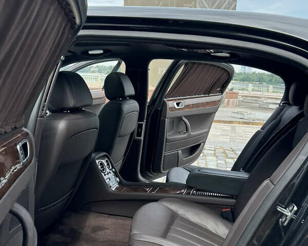 Черный Бентли Континенталь флаинг спур, объемом двигателя 6 л и пробегом 100 тыс. км за 39999 $, фото 59 на Automoto.ua