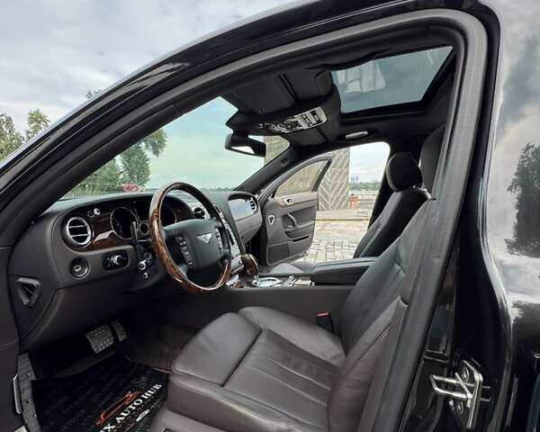 Черный Бентли Континенталь флаинг спур, объемом двигателя 6 л и пробегом 100 тыс. км за 39999 $, фото 97 на Automoto.ua