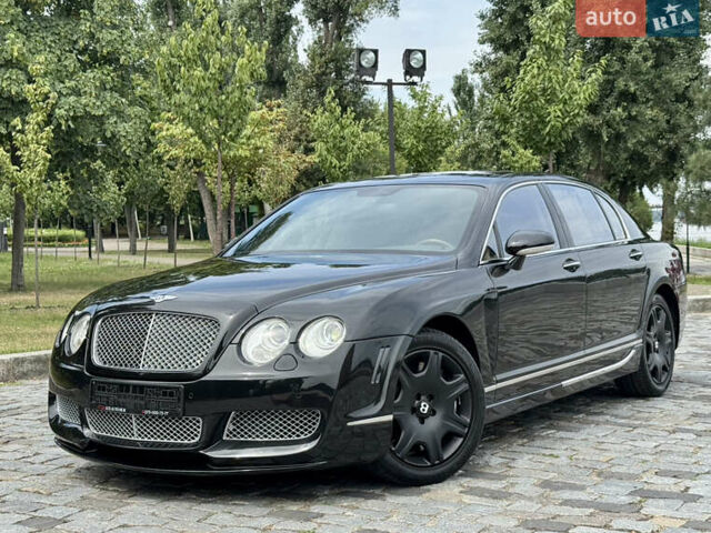 Черный Бентли Континенталь флаинг спур, объемом двигателя 6 л и пробегом 100 тыс. км за 39999 $, фото 216 на Automoto.ua