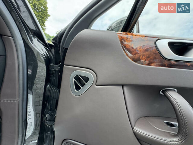 Черный Бентли Континенталь флаинг спур, объемом двигателя 6 л и пробегом 100 тыс. км за 39999 $, фото 135 на Automoto.ua