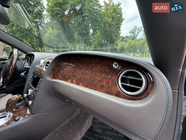 Черный Бентли Континенталь флаинг спур, объемом двигателя 6 л и пробегом 100 тыс. км за 39999 $, фото 18 на Automoto.ua