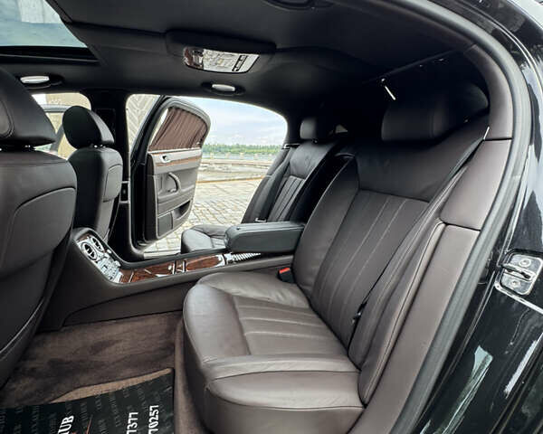 Черный Бентли Континенталь флаинг спур, объемом двигателя 6 л и пробегом 100 тыс. км за 39999 $, фото 114 на Automoto.ua