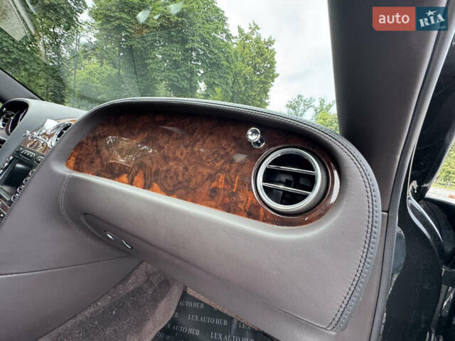 Черный Бентли Континенталь флаинг спур, объемом двигателя 6 л и пробегом 100 тыс. км за 35999 $, фото 22 на Automoto.ua